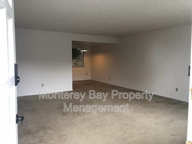 Building Photo - 851 Taylor St