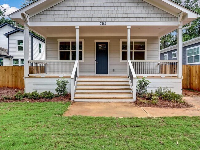 Building Photo - 254 Miller Reed Ave SE