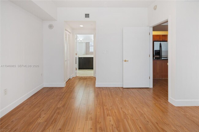 Building Photo - 4100 Salzedo St