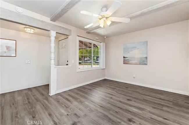 Foto del edificio - 8204 Sherwood Pl