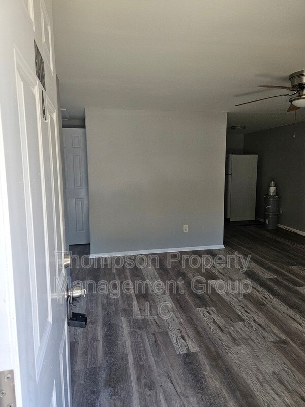 Foto del edificio - 9415 Grandfield Rd