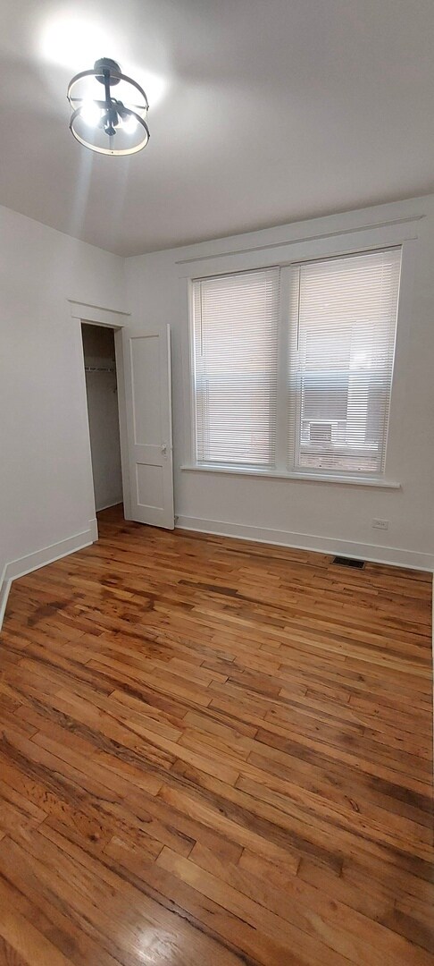 Foto del edificio - 4050 W Hirsch St