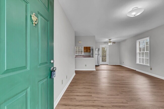 Foto del edificio - This charming rental in a convenient Clarksville location!