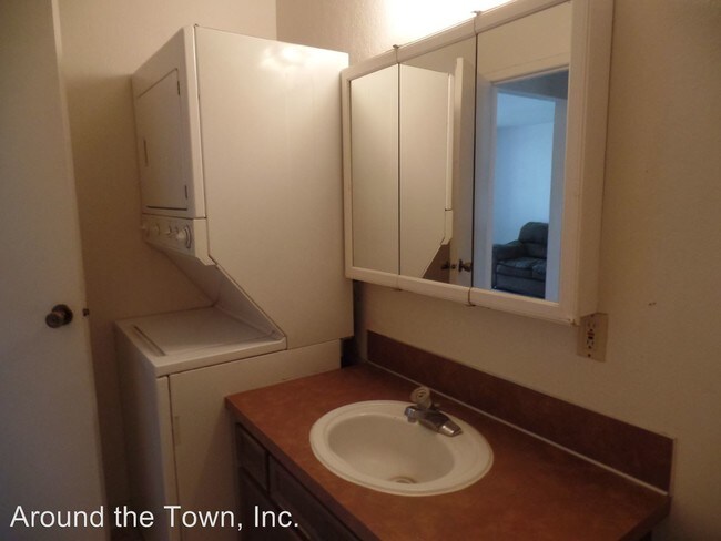 Foto del edificio - 1460-1466 Sunrise Manor Way
