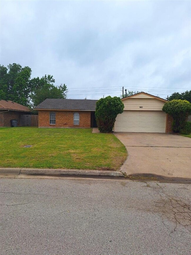 Building Photo - 1708 NW Gray Warr Pl