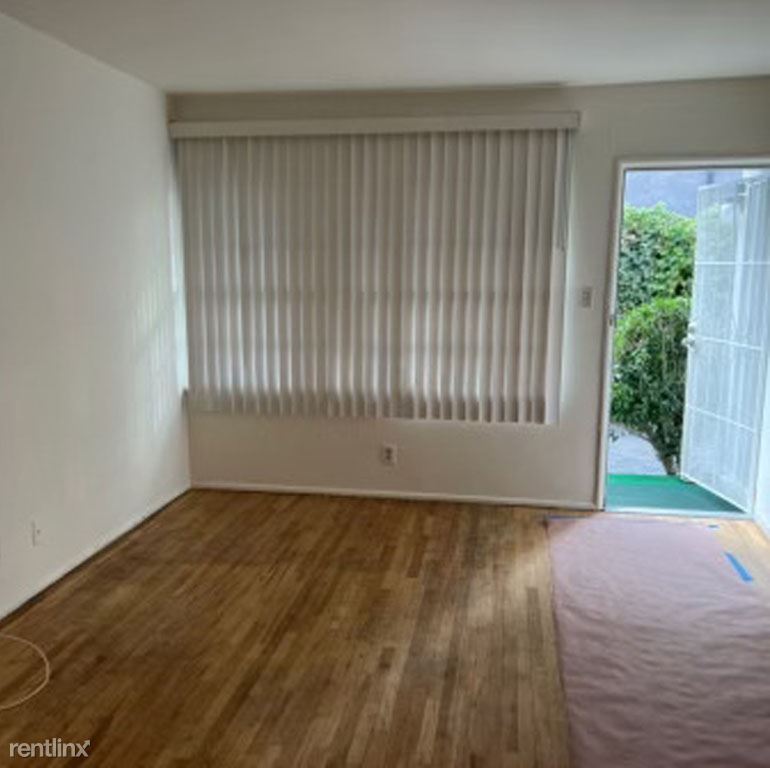 Building Photo - 1 br, 1.5 bath 4plex - 14535 Weddington St...