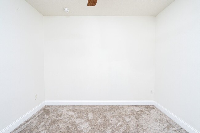 Foto del edificio - COMING SOON - Welcome to your Dream Home i...