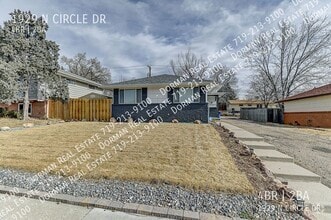 Building Photo - 1929 N Circle Dr