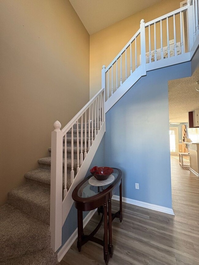 Building Photo - Wakefield Subdivision - Fully Furnished TDY Unit!