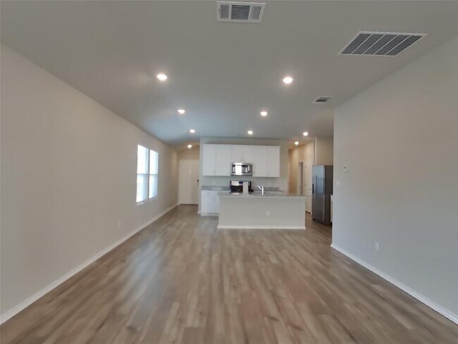 Foto del edificio - 3525 Stride Ln