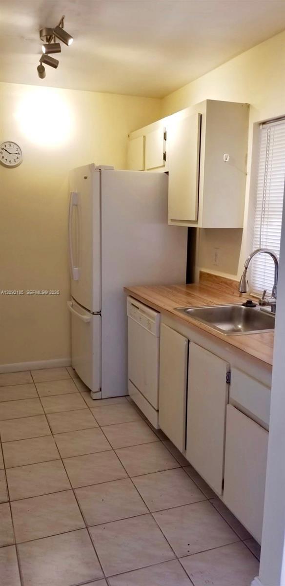 Foto del edificio - 531 NW 103rd Ter