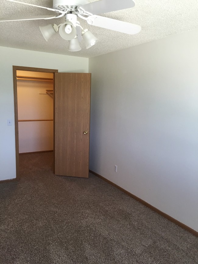 SOUTHERN HILLS Apartments in Oskaloosa, IA