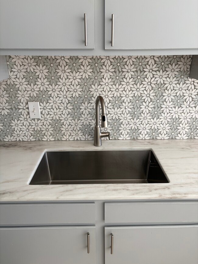 Photo - 1701 The Greens Way Apartment