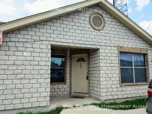 Foto del edificio - 104 San Antonio Rd