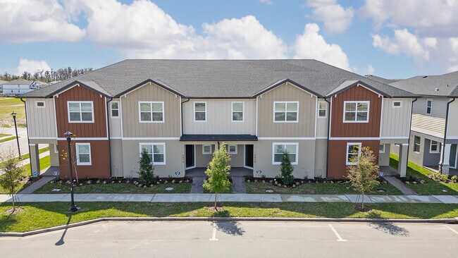 Building Photo - 3878 Knotty Pine St