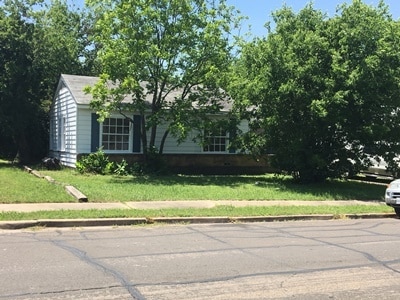 Building Photo - 1501 Sheppard St