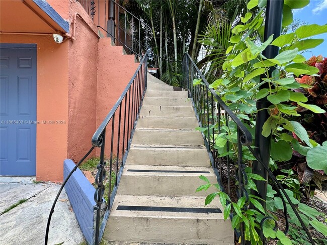 Foto del edificio - 12287 NE 7th Ave