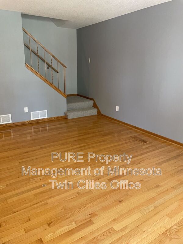 Foto del edificio - 4184 White Bear Pkwy