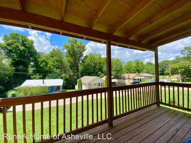 Foto del edificio - 2 br, 1 bath House - 19 Oak Hill Circle