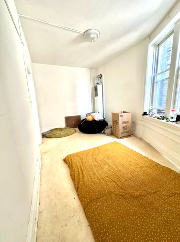Foto del edificio - 1325 W 18th St