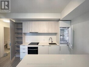 Building Photo - 89 Church St