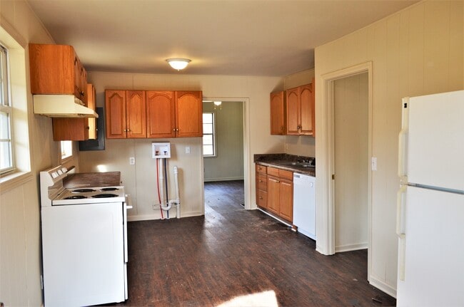 Building Photo - 874 Carrollton Vila Rica Hwy