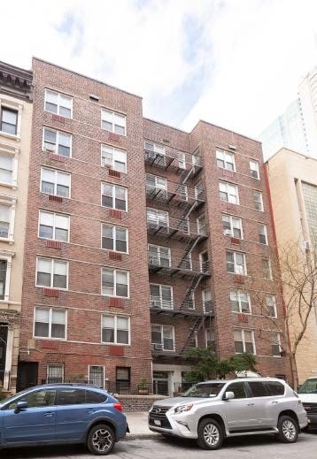 Building Photo - Sutton Place