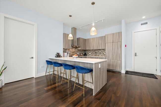 Foto del edificio - 367 W Locust St