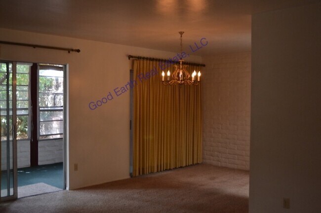 Building Photo - 2928 Missouri Ave