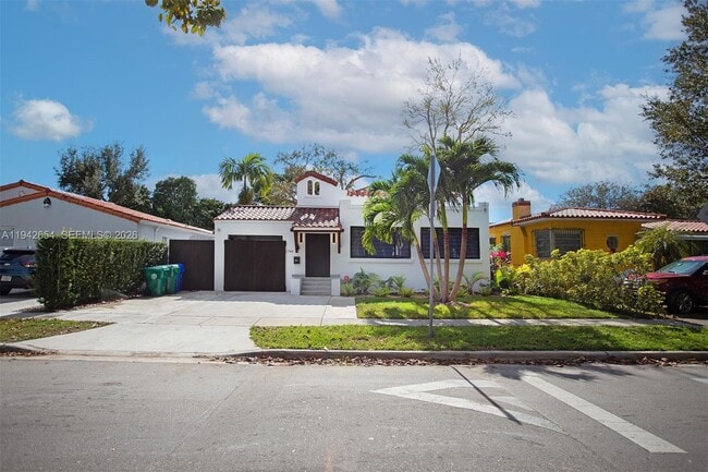 Foto del edificio - 1744 SW 22nd Terrace