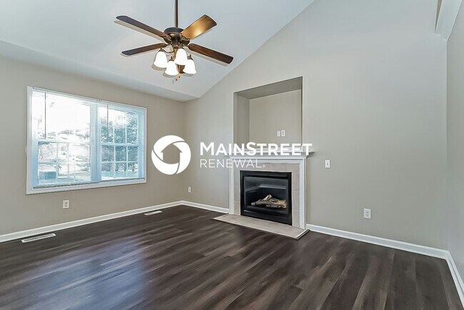Building Photo - 3 Bedroom Pet-Friendly Home in CLEMMONS, NC with Main Street Renewal