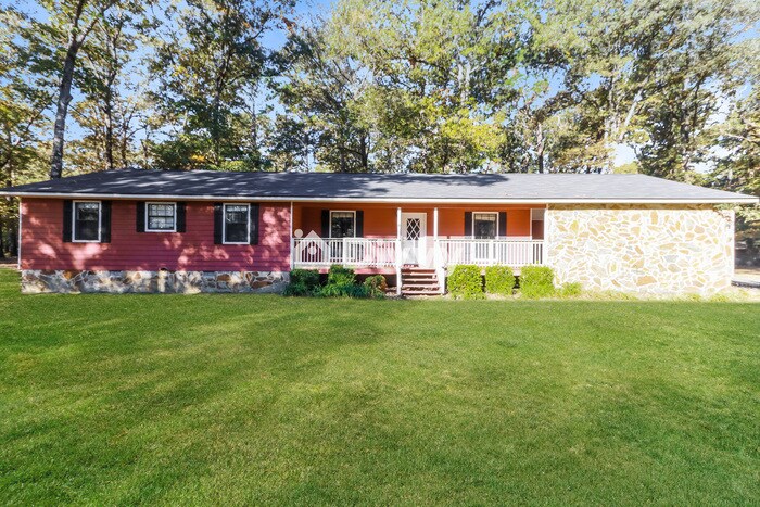 Primary Photo - 124 S Live Oak Ct, Byron, GA 31008