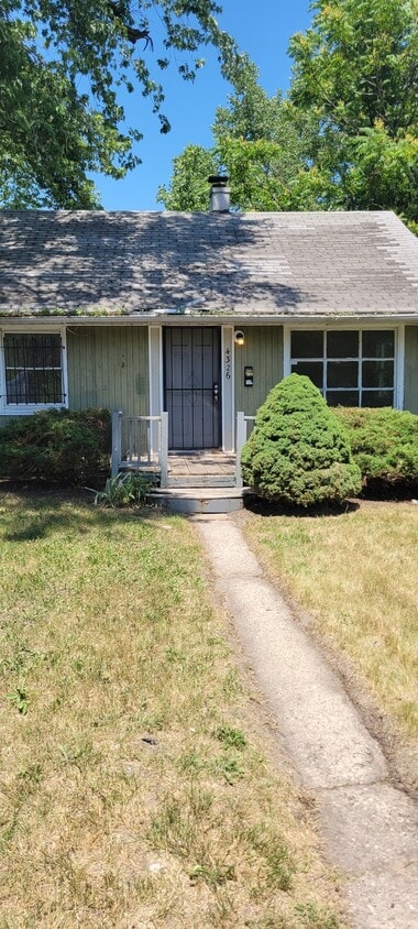 Primary Photo - 50% discount on first month's rent with ap...