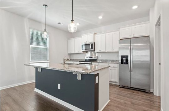 Foto del edificio - 878 Snowberry Dr
