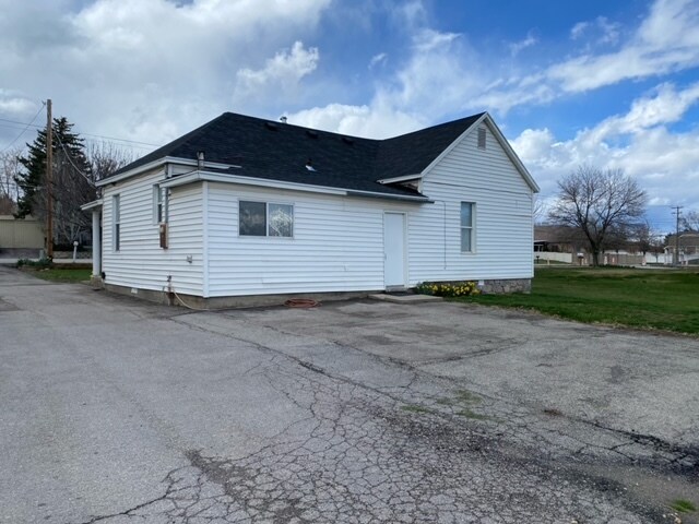 Building Photo - 10087 S Temple Dr