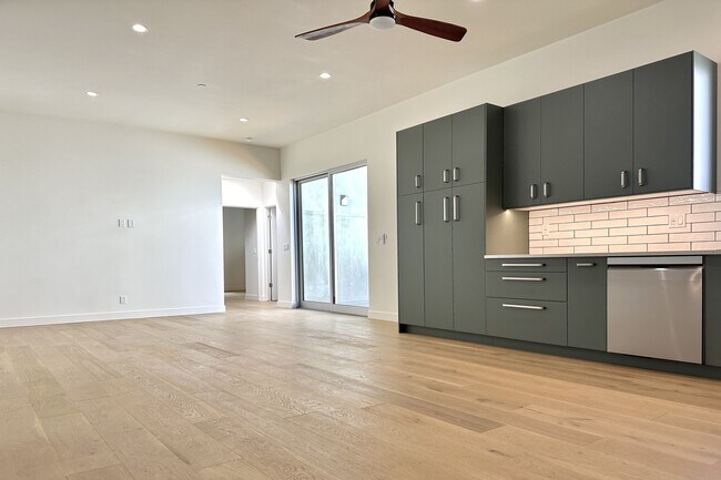 Foto del edificio - 1842 9th St