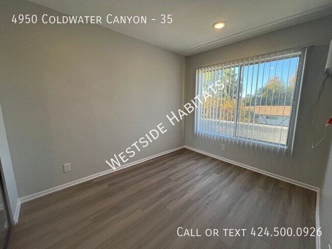 Foto del edificio - 4950 Coldwater Canyon Ave