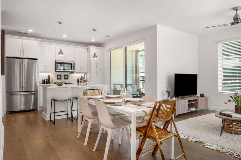 Foto principal - 404 Pratt Dr SE