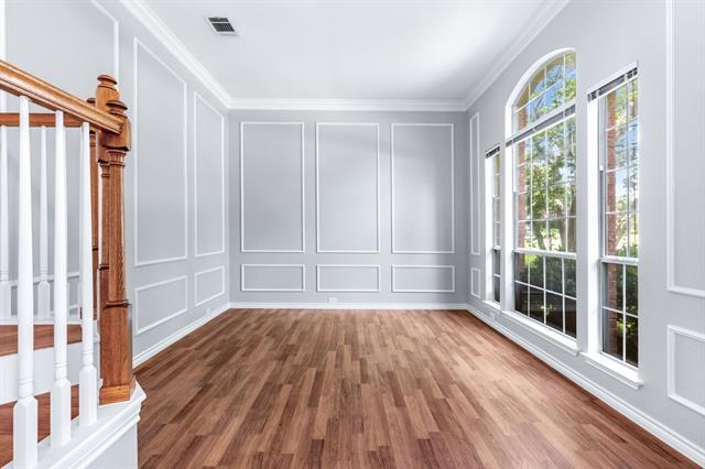 Foto del edificio - 1404 Honey Locust Dr