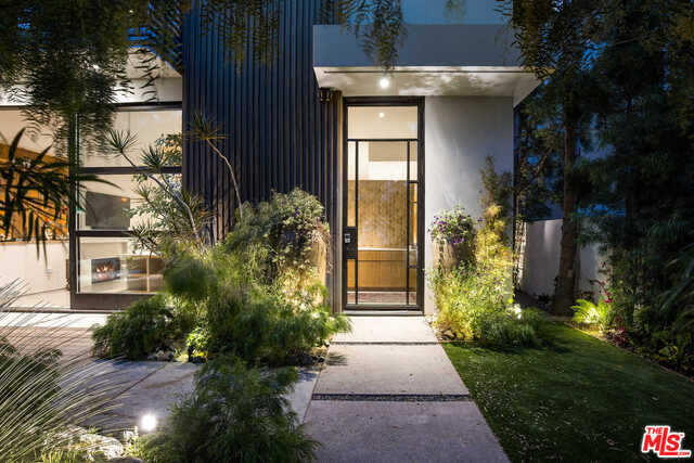 Foto del edificio - 2341 Wilson Ave