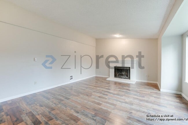 Foto del edificio - 16814 10th Ave Ct E