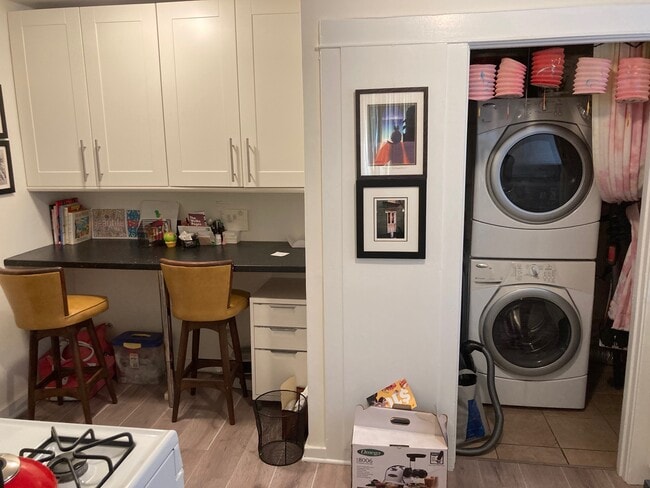 Kitchen and Laundry - 8571 Rugby Dr