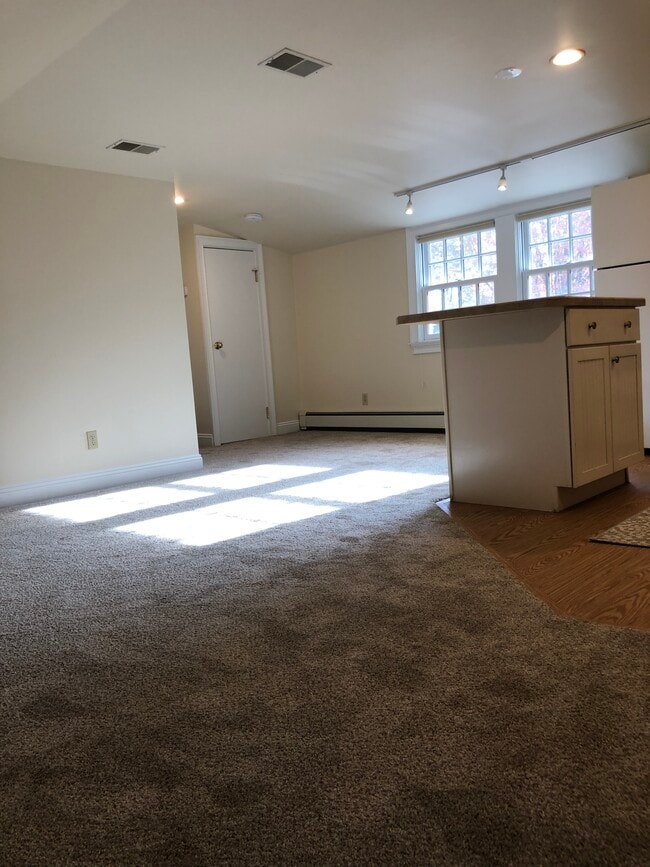 Living/Dining Room - 9 Walnut St