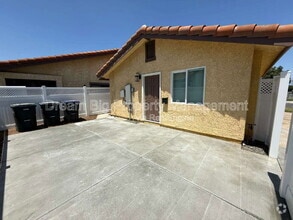 Building Photo - 3556 Harrison St