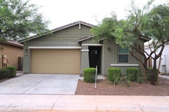 Building Photo - 9127 W Minnezona Ave