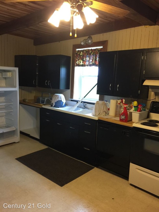 Foto del edificio - 415 Memory Ln