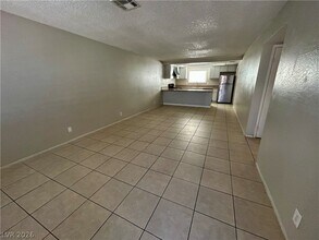 Building Photo - 3639 S Van Dyke Ave
