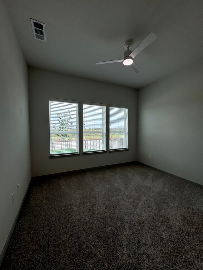 Building Photo - 4700 TX-114