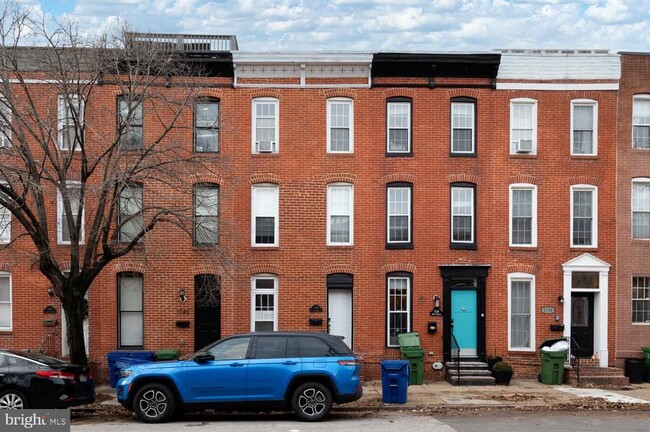 Building Photo - 1740 S Charles St