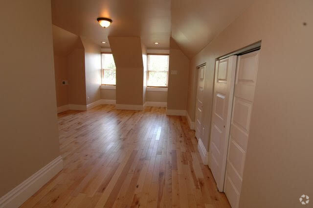 Building Photo - 4515A Gibson Ave